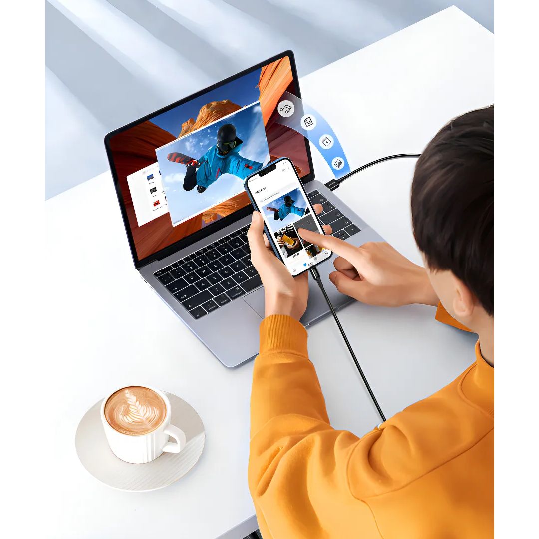 Cable USB-A a Lightning UGREEN 1 Metro 2.4A MFi Carga Rápida 480Mbps US155