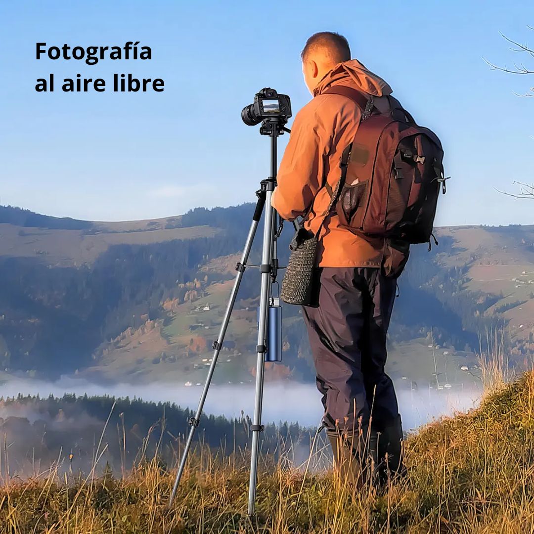 Trípode Profesional UGREEN LP661 175 cm para Cámara Celular Proyector con Cabezal y Estuche